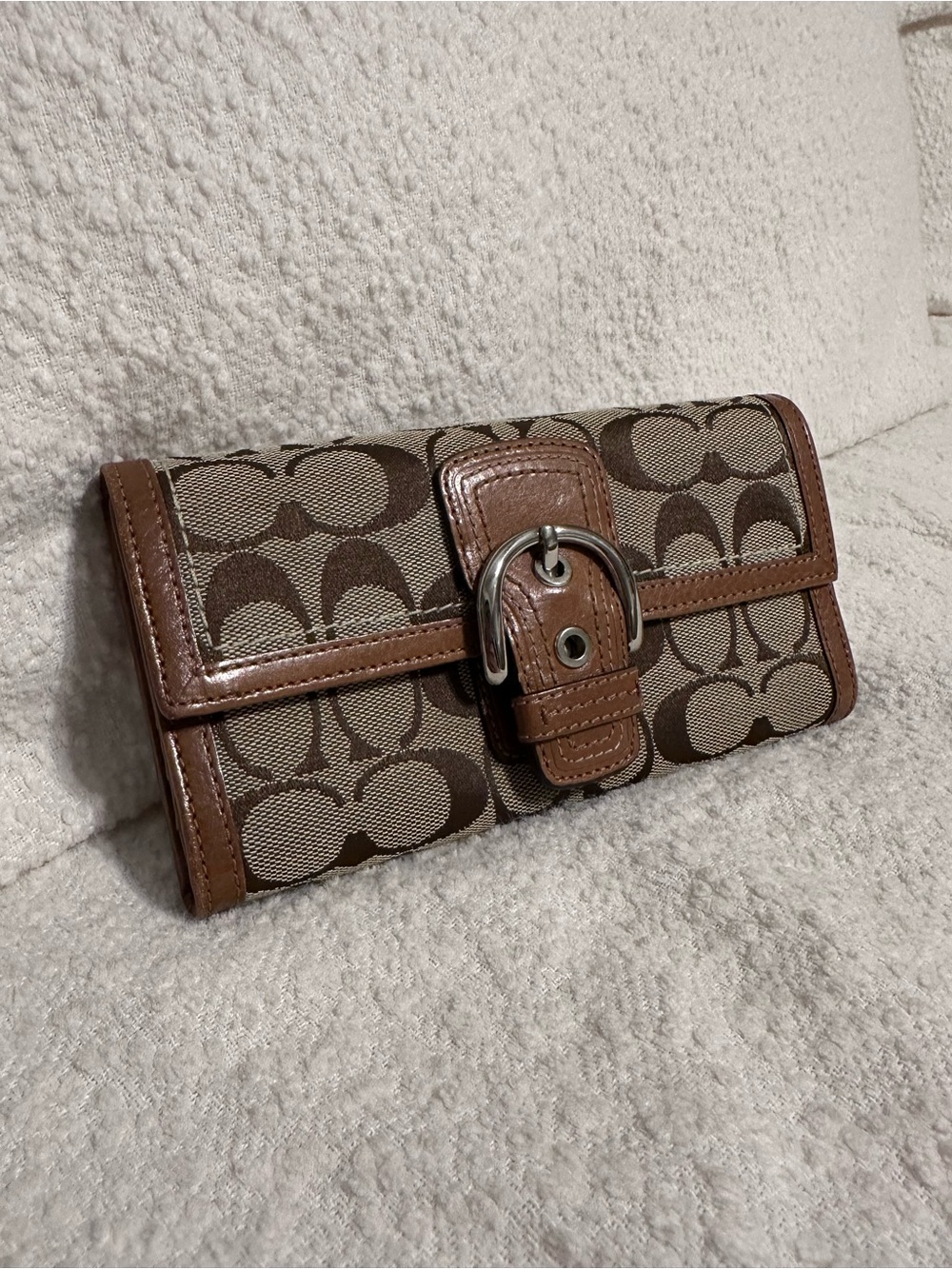 Coach Signature Canvas & Leather Buckle Wallet Brown Tan Great Condition